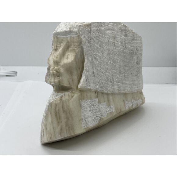 Hand Carved Alabaster Native American Navajo Indian Sculpture Signed by J. KIEN - Picture 4 of 7